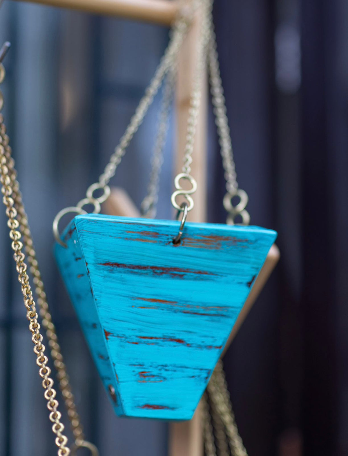 Hanging Triangular Basket