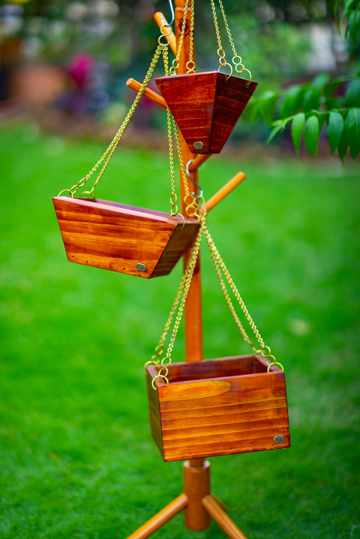 Hanging Angular Square Basket
